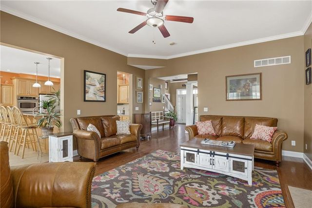 4810 Aegean Terrace, St Joseph, MO 64506