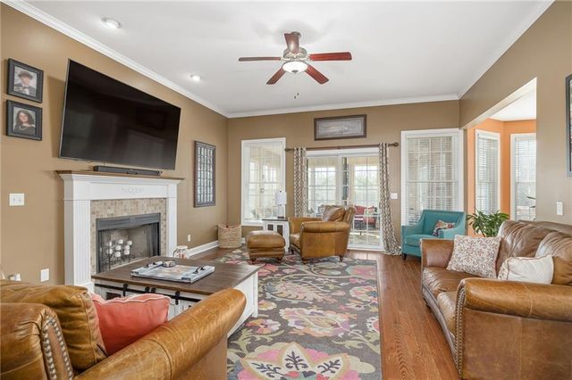 4810 Aegean Terrace, St Joseph, MO 64506