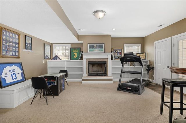 4810 Aegean Terrace, St Joseph, MO 64506