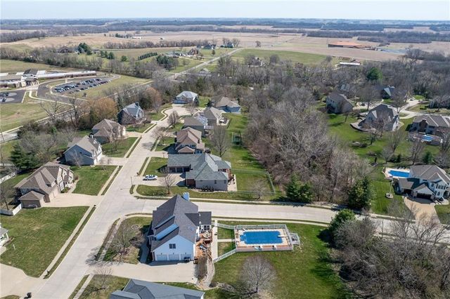 4810 Aegean Terrace, St Joseph, MO 64506