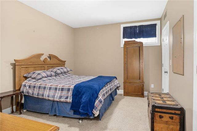 4810 Aegean Terrace, St Joseph, MO 64506