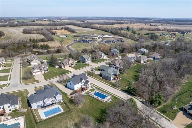 4810 Aegean Terrace, St Joseph, MO 64506