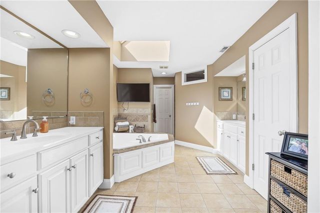 4810 Aegean Terrace, St Joseph, MO 64506