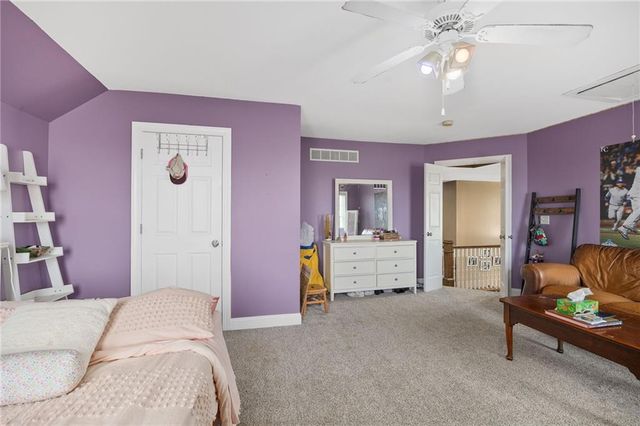 4810 Aegean Terrace, St Joseph, MO 64506