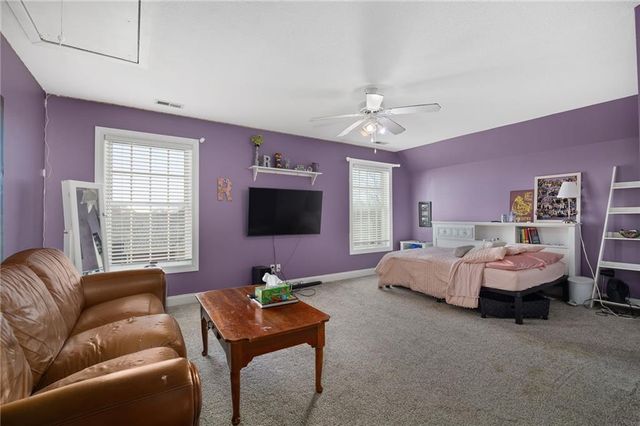 4810 Aegean Terrace, St Joseph, MO 64506