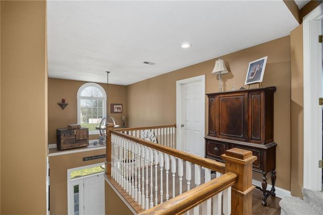 4810 Aegean Terrace, St Joseph, MO 64506