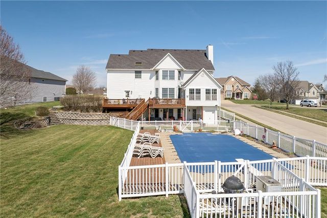 4810 Aegean Terrace, St Joseph, MO 64506