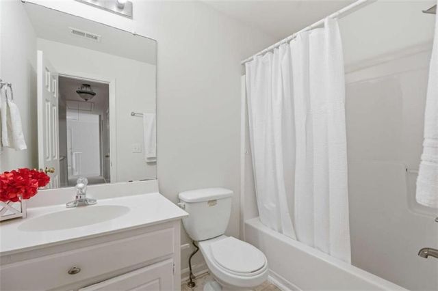 1578 Ridge Point Drive, Lawrenceville, GA 30043