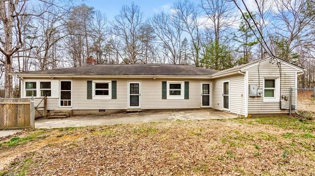 9185 US Highway 220 Bus N, Randleman, NC 27317