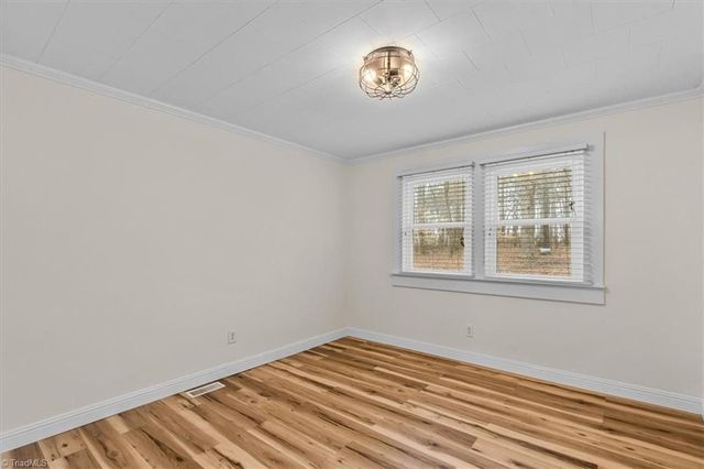 9185 US Highway 220 Bus N, Randleman, NC 27317