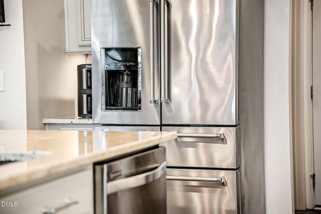 902 Green Ash Lane, Cary, NC 27513