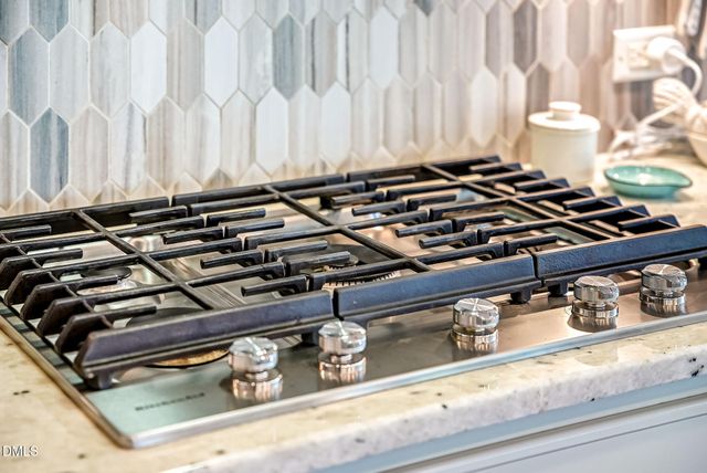 902 Green Ash Lane, Cary, NC 27513