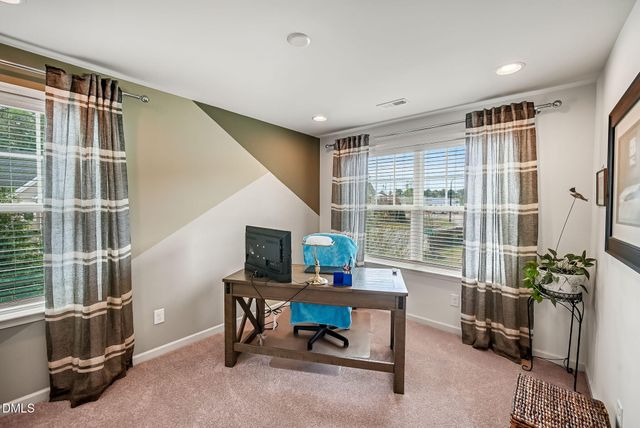 902 Green Ash Lane, Cary, NC 27513