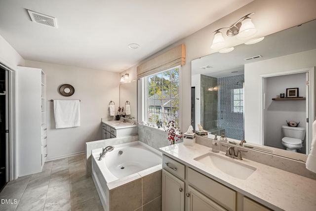 902 Green Ash Lane, Cary, NC 27513