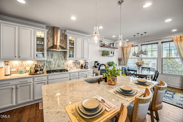 902 Green Ash Lane, Cary, NC 27513