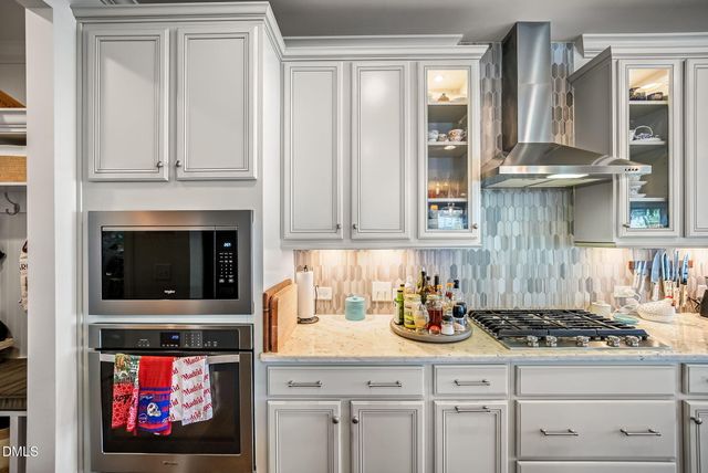 902 Green Ash Lane, Cary, NC 27513