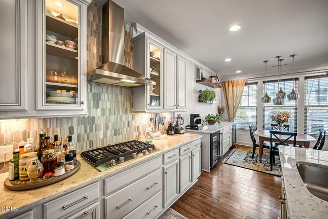 902 Green Ash Lane, Cary, NC 27513