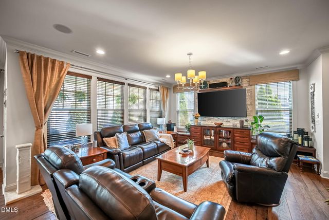 902 Green Ash Lane, Cary, NC 27513