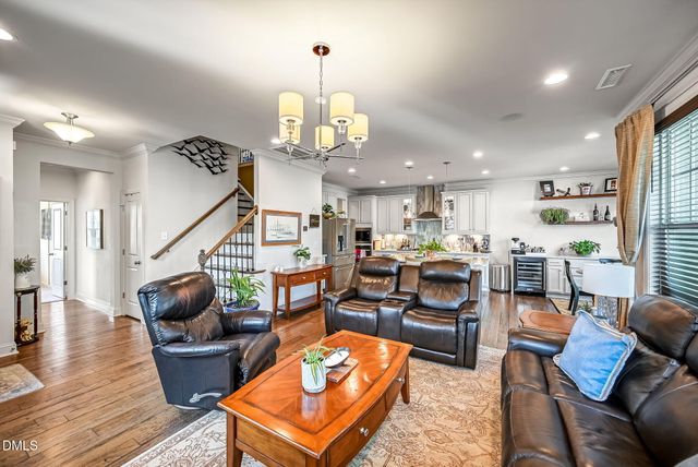 902 Green Ash Lane, Cary, NC 27513