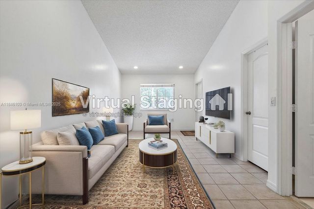 2251 NW 77th Way 205, Pembroke Pines, FL 33024