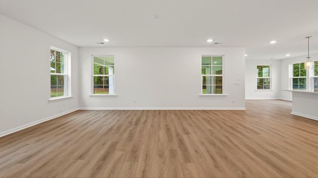 412 Cadbury Loop, Summerville, SC 29486