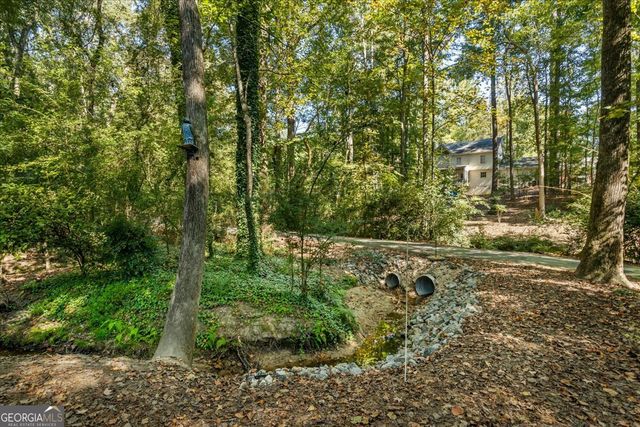 637 N Fairfield Drive, Peachtree City, GA 30269
