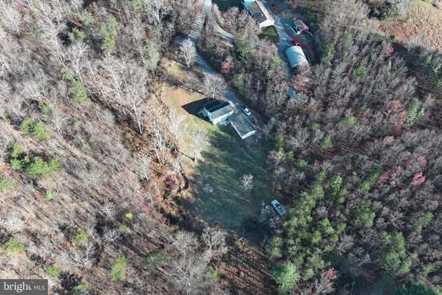 221 HEAVENLY LN, Capon Bridge, WV 26711