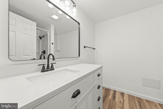 221 HEAVENLY LN, Capon Bridge, WV 26711