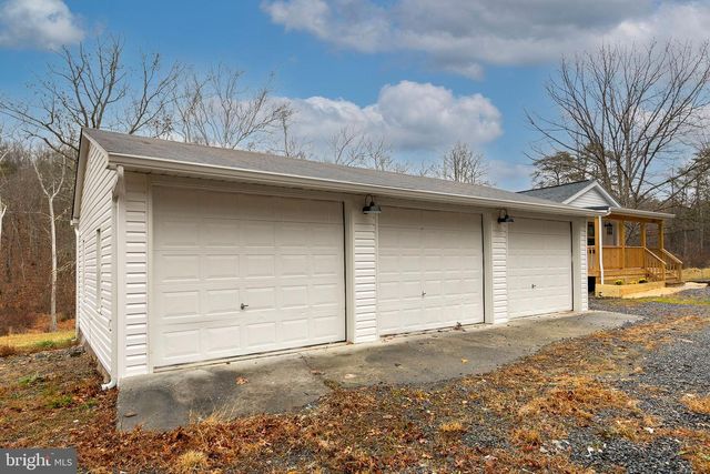 221 HEAVENLY LN, Capon Bridge, WV 26711