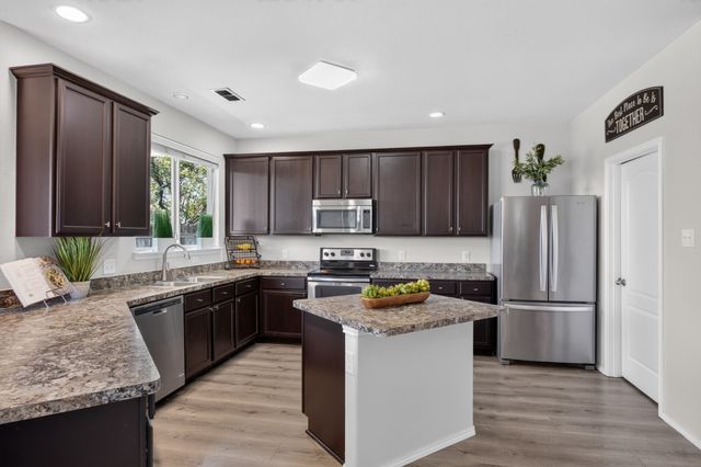 5216 Pebble Beach Trail, Denton, TX 76208