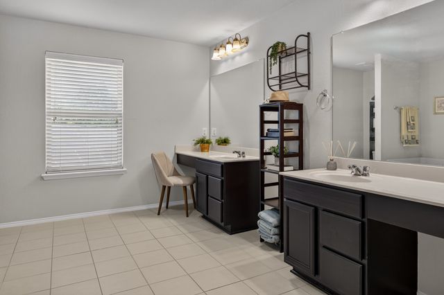5216 Pebble Beach Trail, Denton, TX 76208
