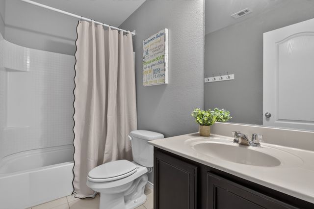 5216 Pebble Beach Trail, Denton, TX 76208