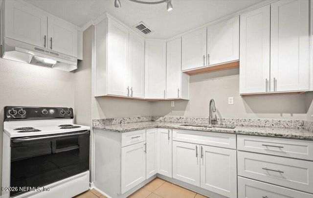 2514 PEACH Drive A, Jacksonville, FL 32246