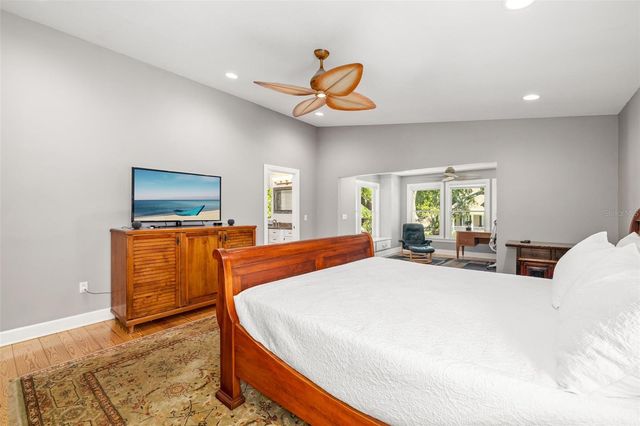 1434 LADUE LANE, Sarasota, FL 34231