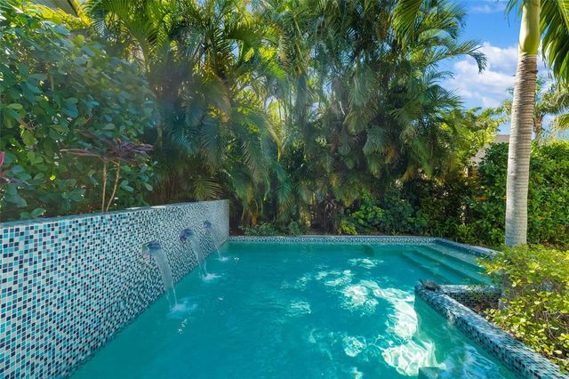 1434 LADUE LANE, Sarasota, FL 34231