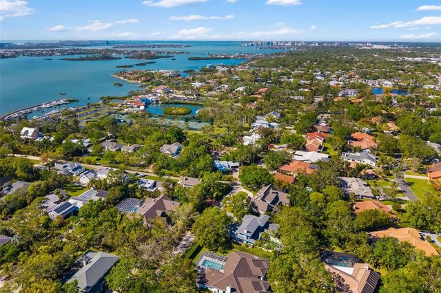 1434 LADUE LANE, Sarasota, FL 34231