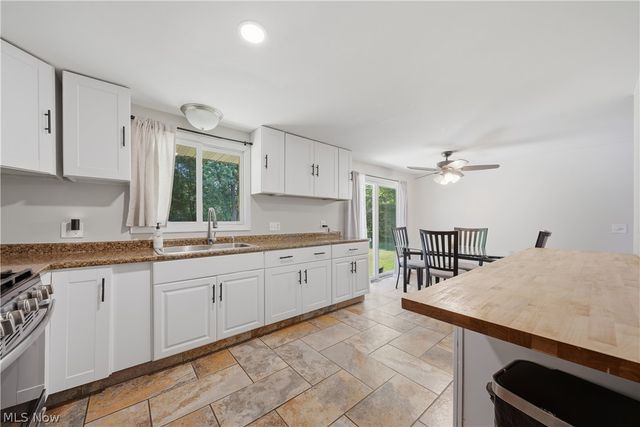 3825 34th Street NE, Canton, OH 44705
