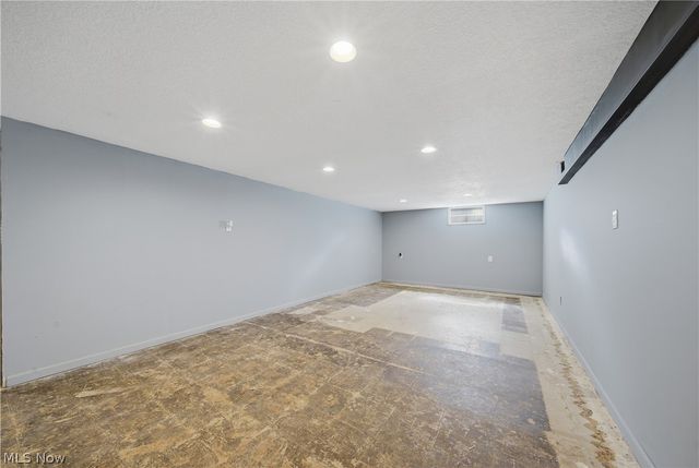 3825 34th Street NE, Canton, OH 44705