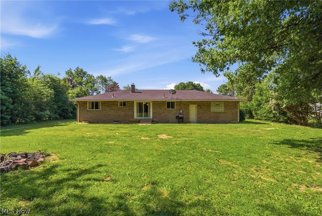 3825 34th Street NE, Canton, OH 44705