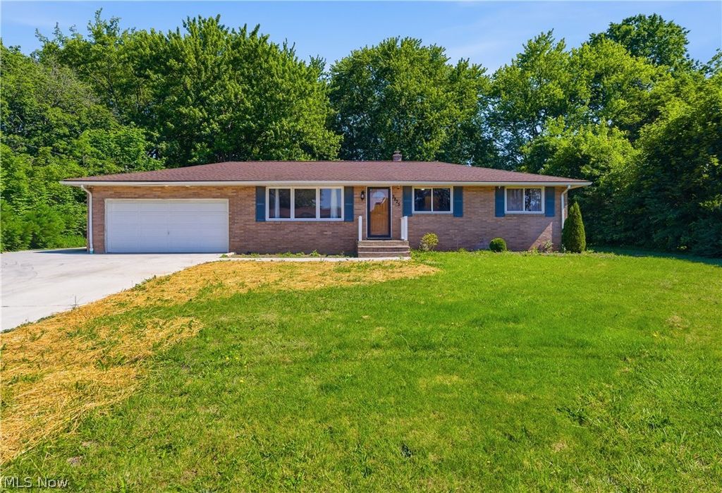 3825 34th Street NE, Canton, OH 44705