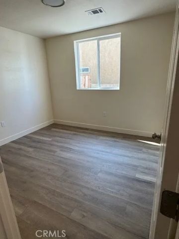 7019 Estrella, Los Angeles, CA 90044