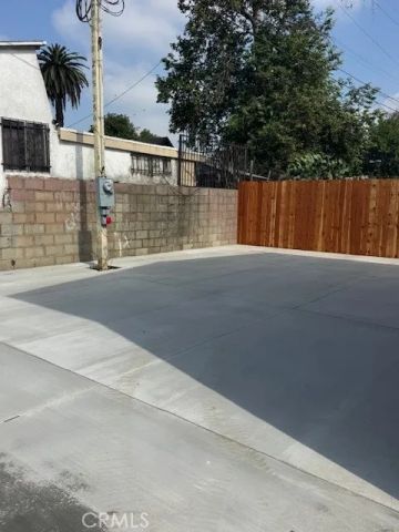 7019 Estrella, Los Angeles, CA 90044