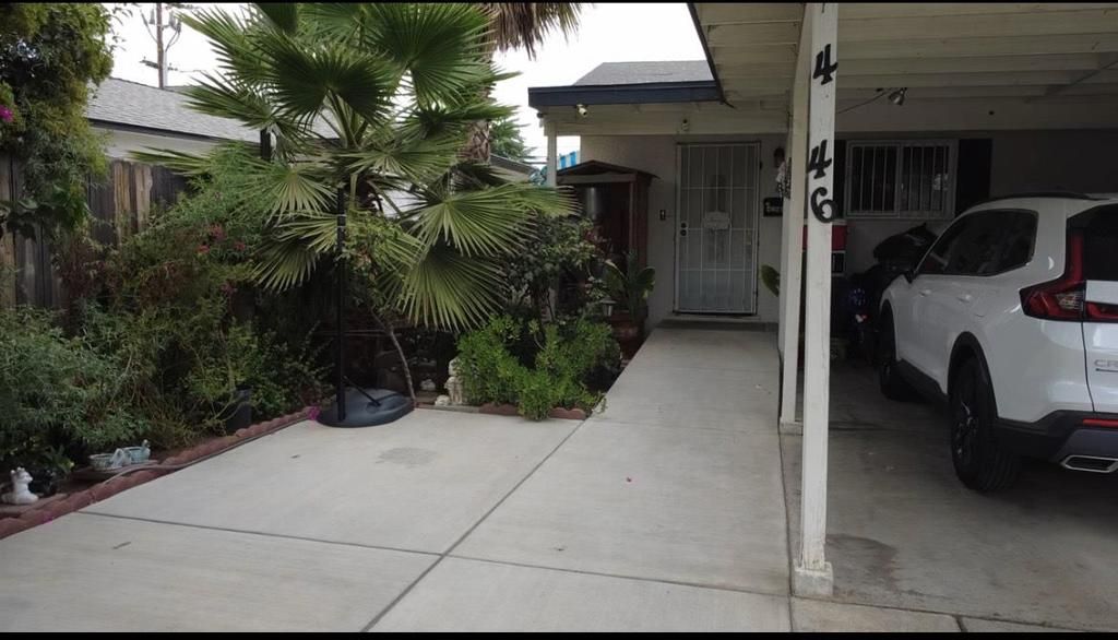 4246 North Holt Ave, Fresno, CA 93705