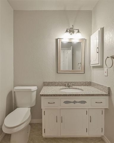 1841 NW 42nd Street, Oklahoma City, OK 73118