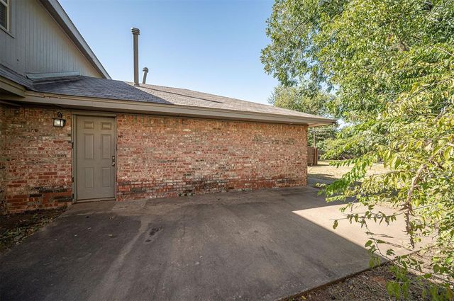 1841 NW 42nd Street, Oklahoma City, OK 73118