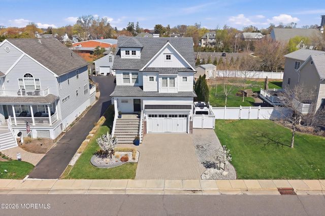 9 Griffin Street, Monmouth Beach, NJ 07750