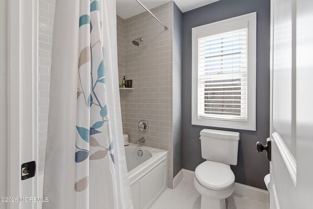9 Griffin Street, Monmouth Beach, NJ 07750