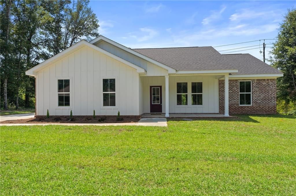 5058 Sweetbriar Lane, Eight Mile, AL 36613