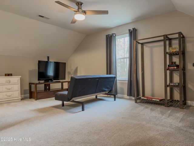 3290 Caratoke Highway, Currituck, NC 27929