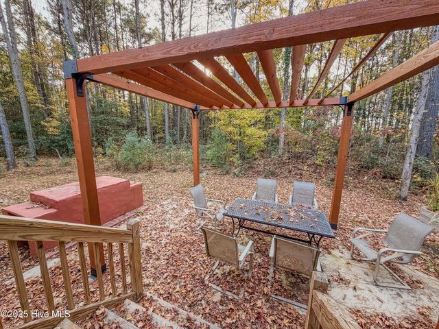 3290 Caratoke Highway, Currituck, NC 27929